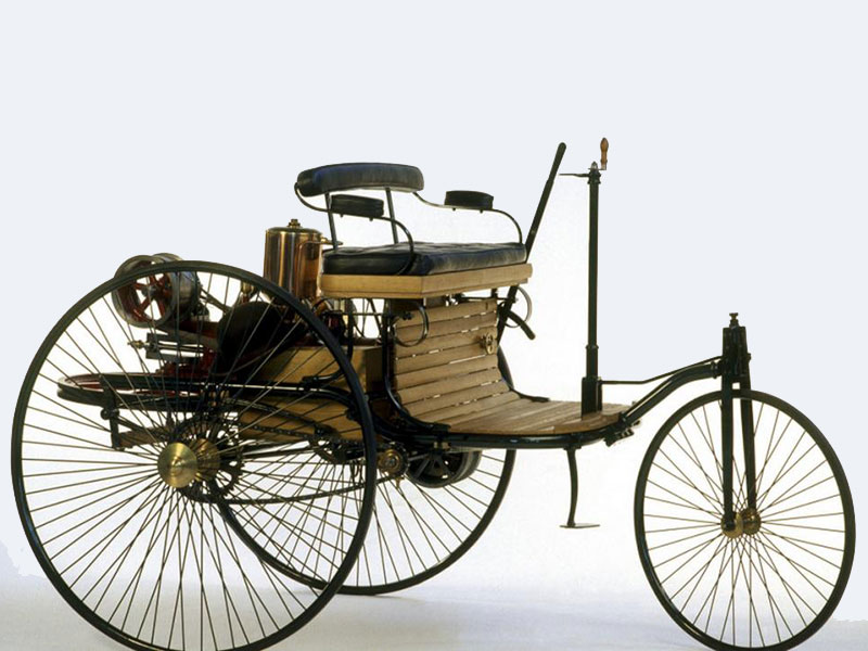 قطعة من التاريخ... مرسيدس تبيع نموذج عامل لأول موديلاتها